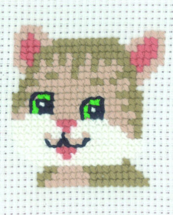 Permin Broderikit med Kat – Kreativ Underholdning Hjemme