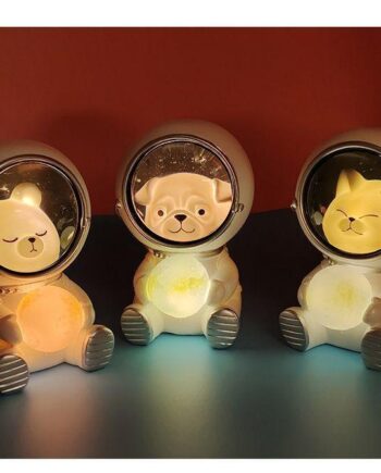 Led Astronaut Natlys Med Dyr Hund - Satana.dk Happypet